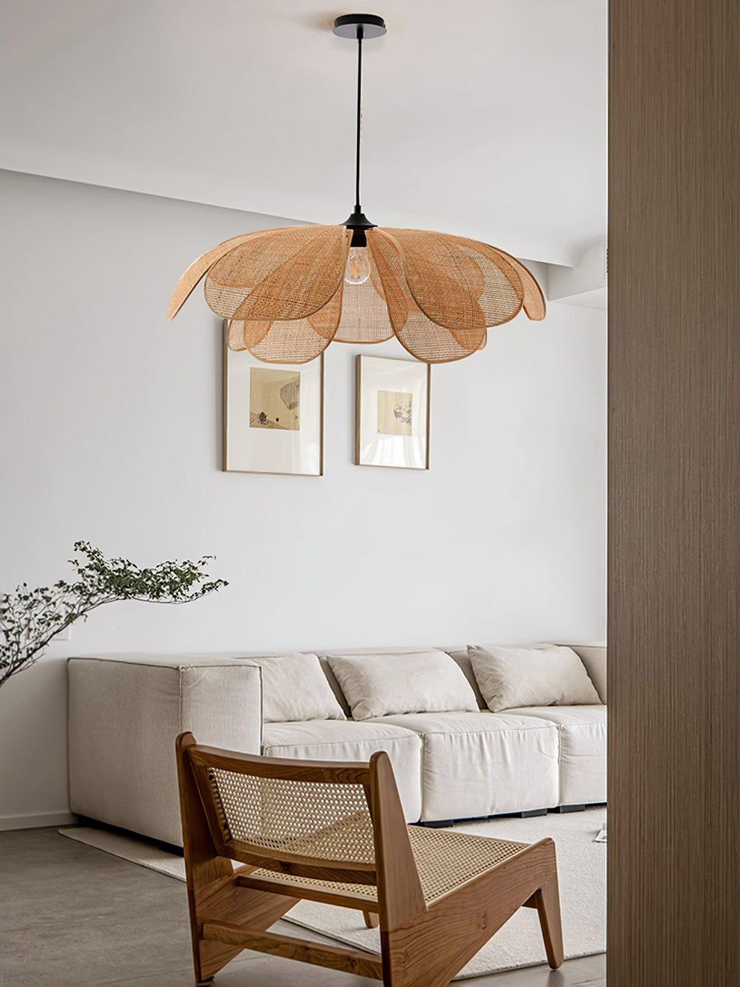 Rattan Petal Pendant Lamp - Vakkerlight