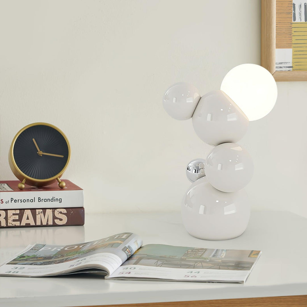 Regina Table Lamp - Vakkerlight