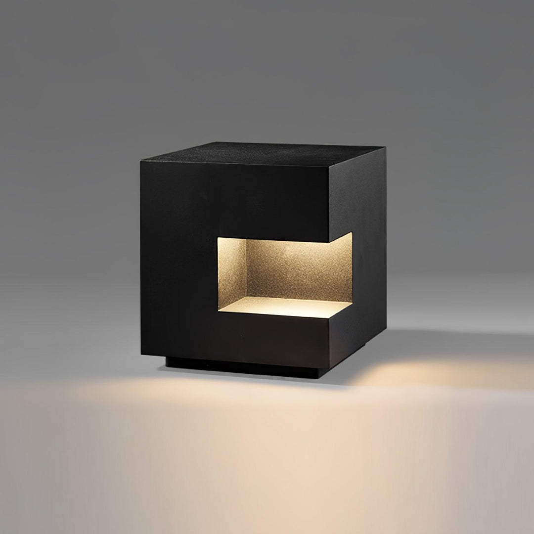 Regular Cube Post Outdoor Light - Vakkerlight