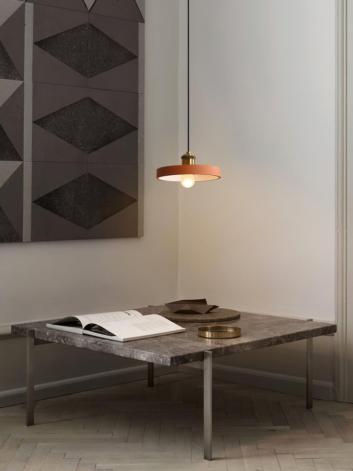 Resin Geometric Pendant Lamp - Vakkerlight