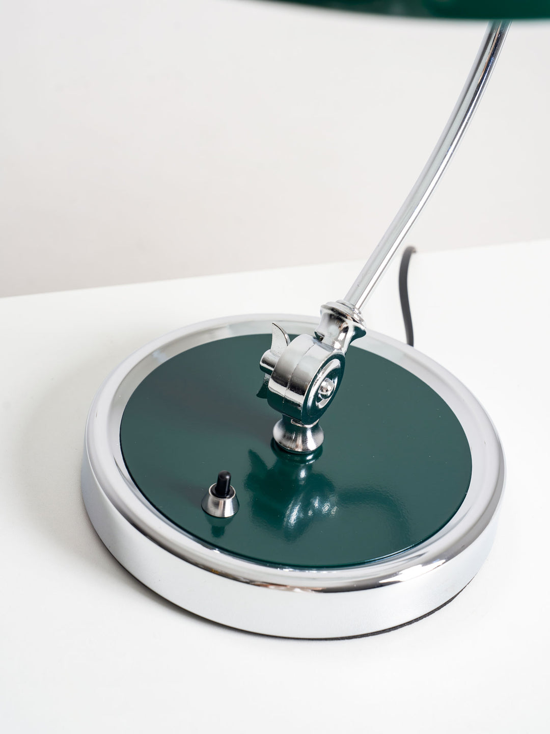 Retro Curve Desk Lamp - Vakkerlight