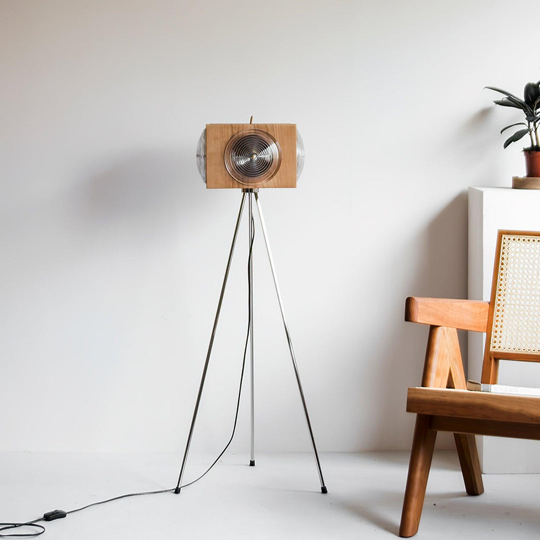 Retro Camera Focus Floor Lamp - Vakkerlight