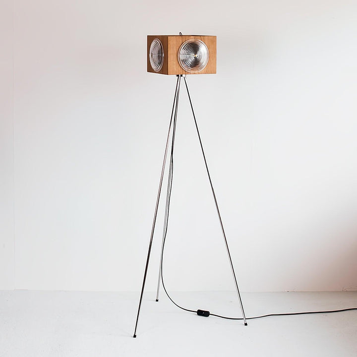 Retro Camera Focus Floor Lamp - Vakkerlight