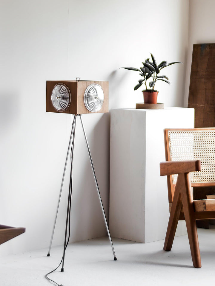 Retro Camera Focus Floor Lamp - Vakkerlight