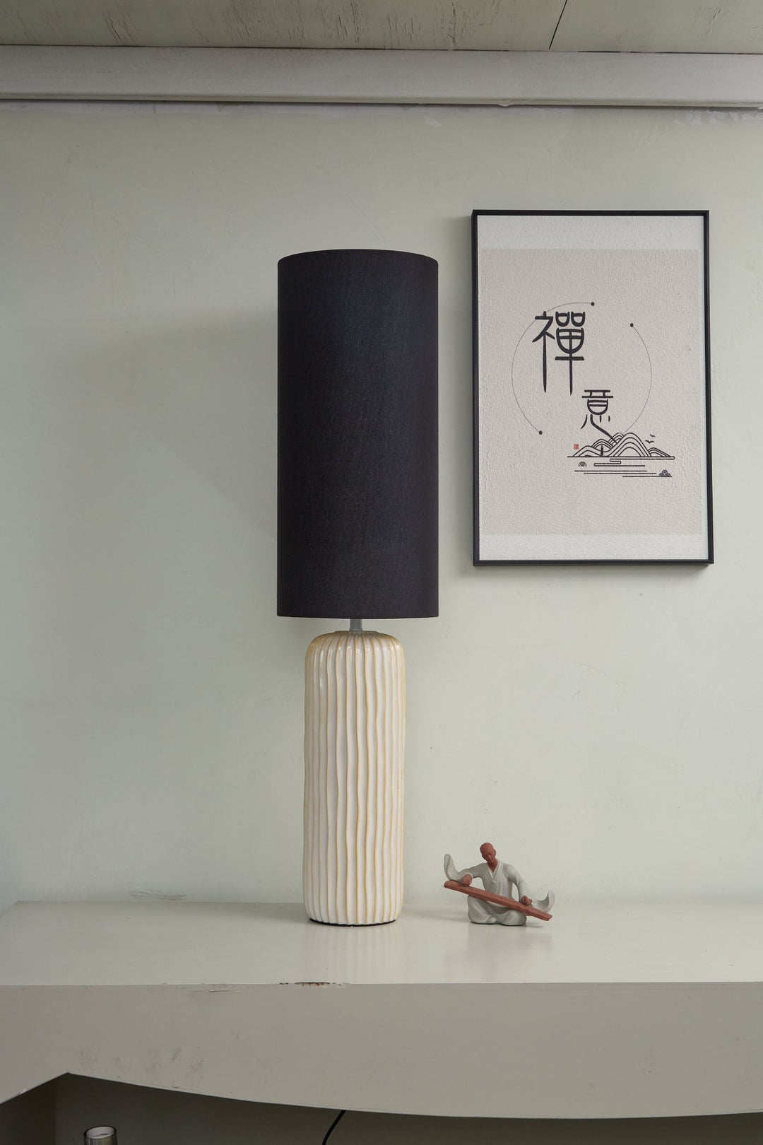 Ribbed Ceramic Column Table Lamp - Vakkerlight