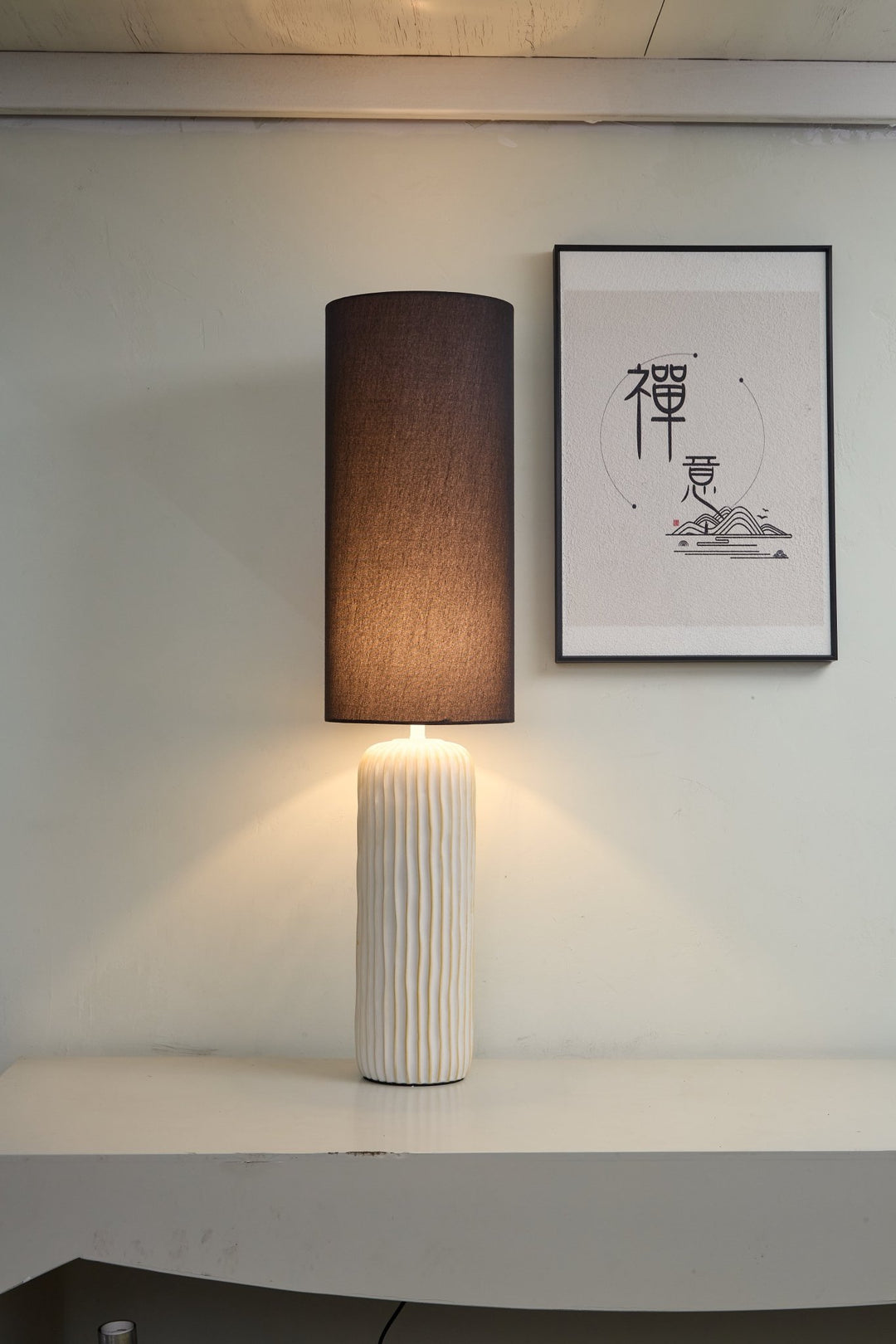 Ribbed Ceramic Column Table Lamp - Vakkerlight