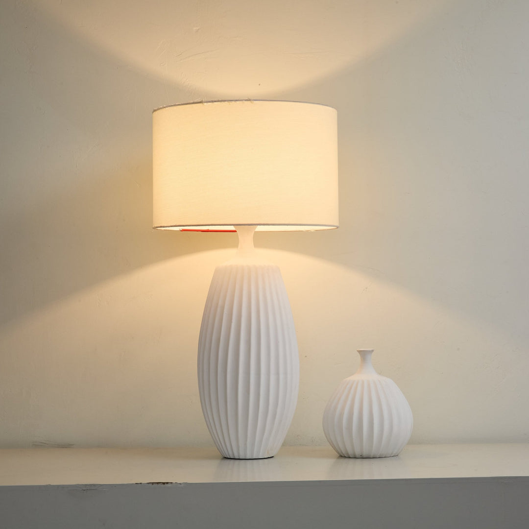 Ribbed Ceramic Table Lamp - Vakkerlight