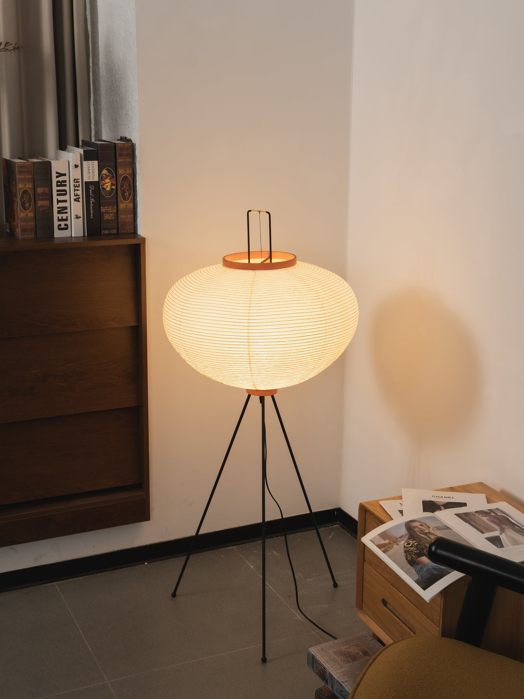 Lampada da terra in carta di riso