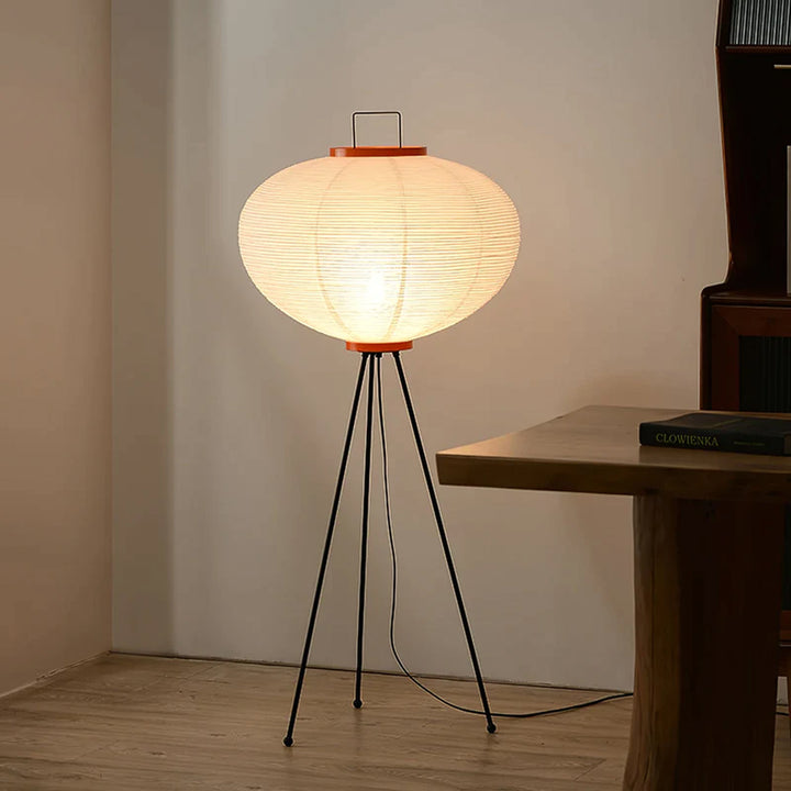 Lampadaire en papier de riz