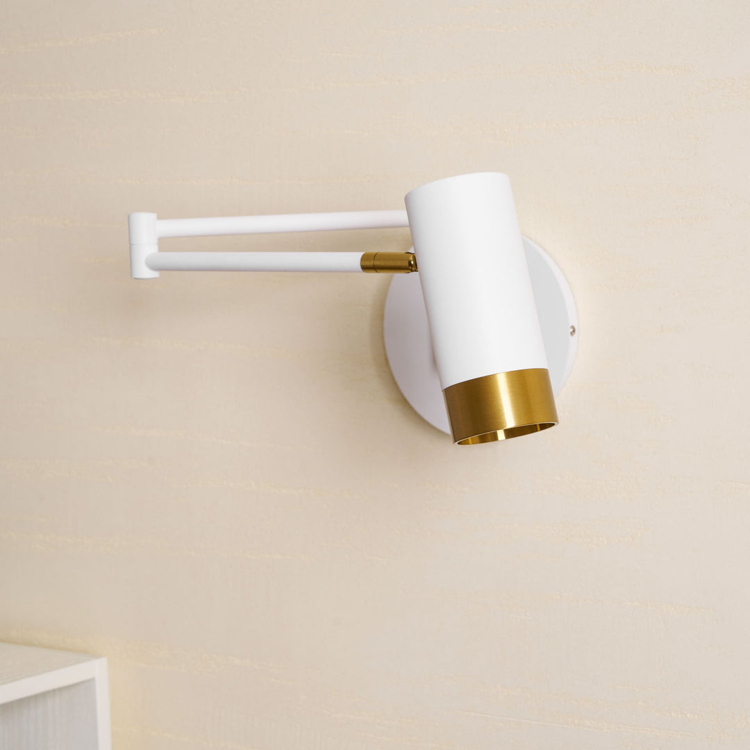 Ridge Arm Wall Lamp - Vakkerlight