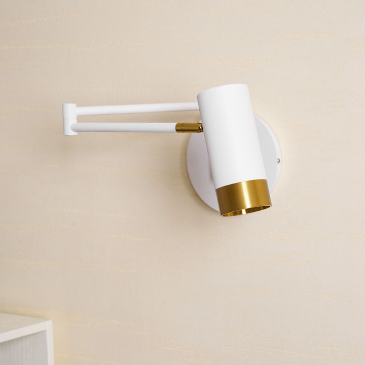 Ridge Arm Wall Lamp - Vakkerlight