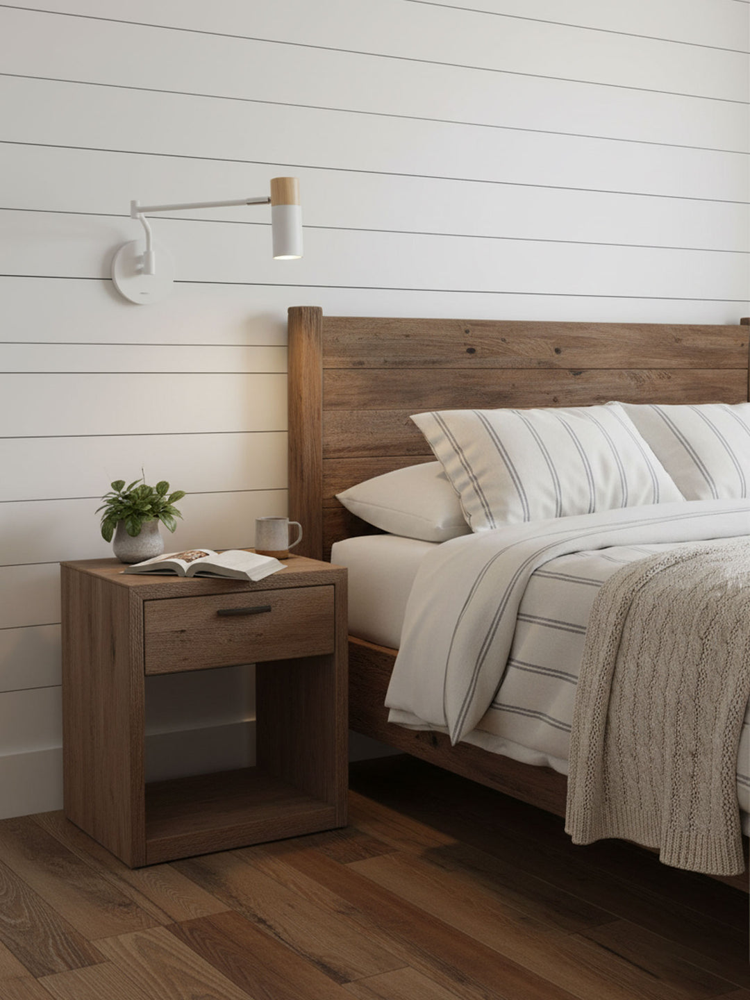 Ridge Arm Wall Lamp - Vakkerlight