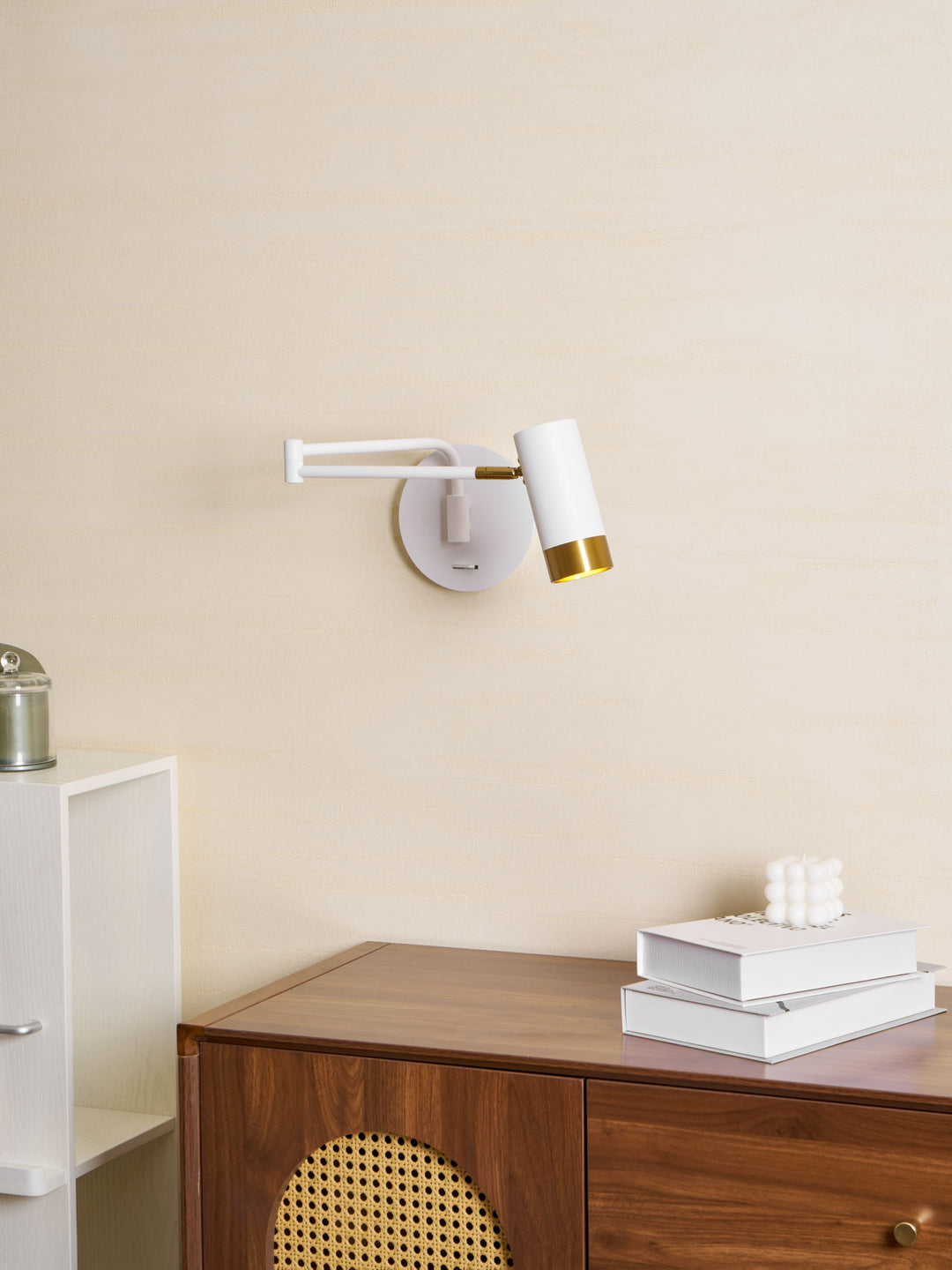 Ridge Arm Wall Lamp - Vakkerlight