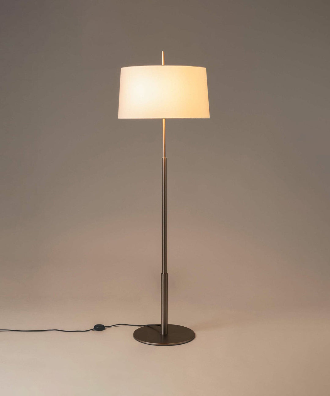 Rilume Floor Lamp - Vakkerlight