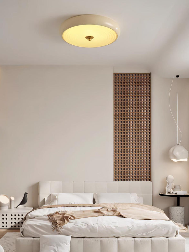 Ripple Cream Ceiling Lamp - Vakkerlight