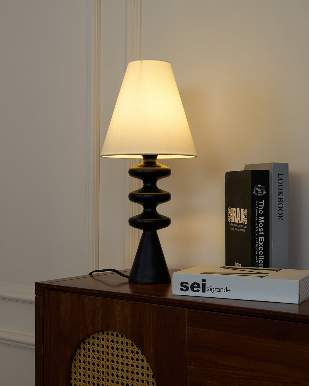 Ripple Wood Table Lamp - Vakkerlight