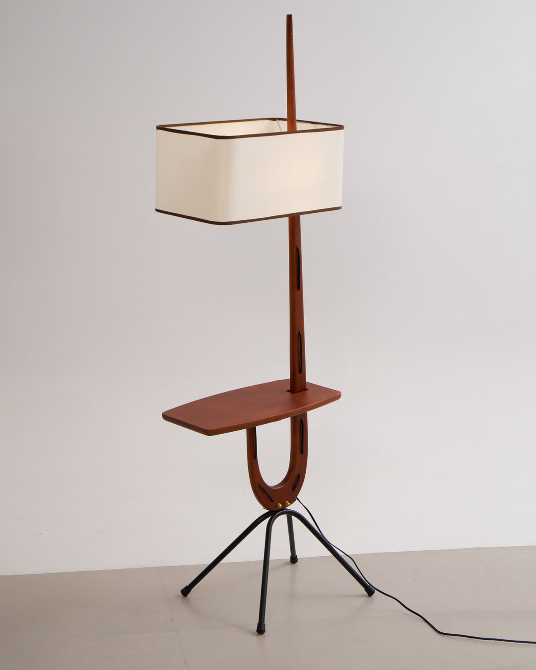 Ardent Arch Floor Lamp - Vakkerlight