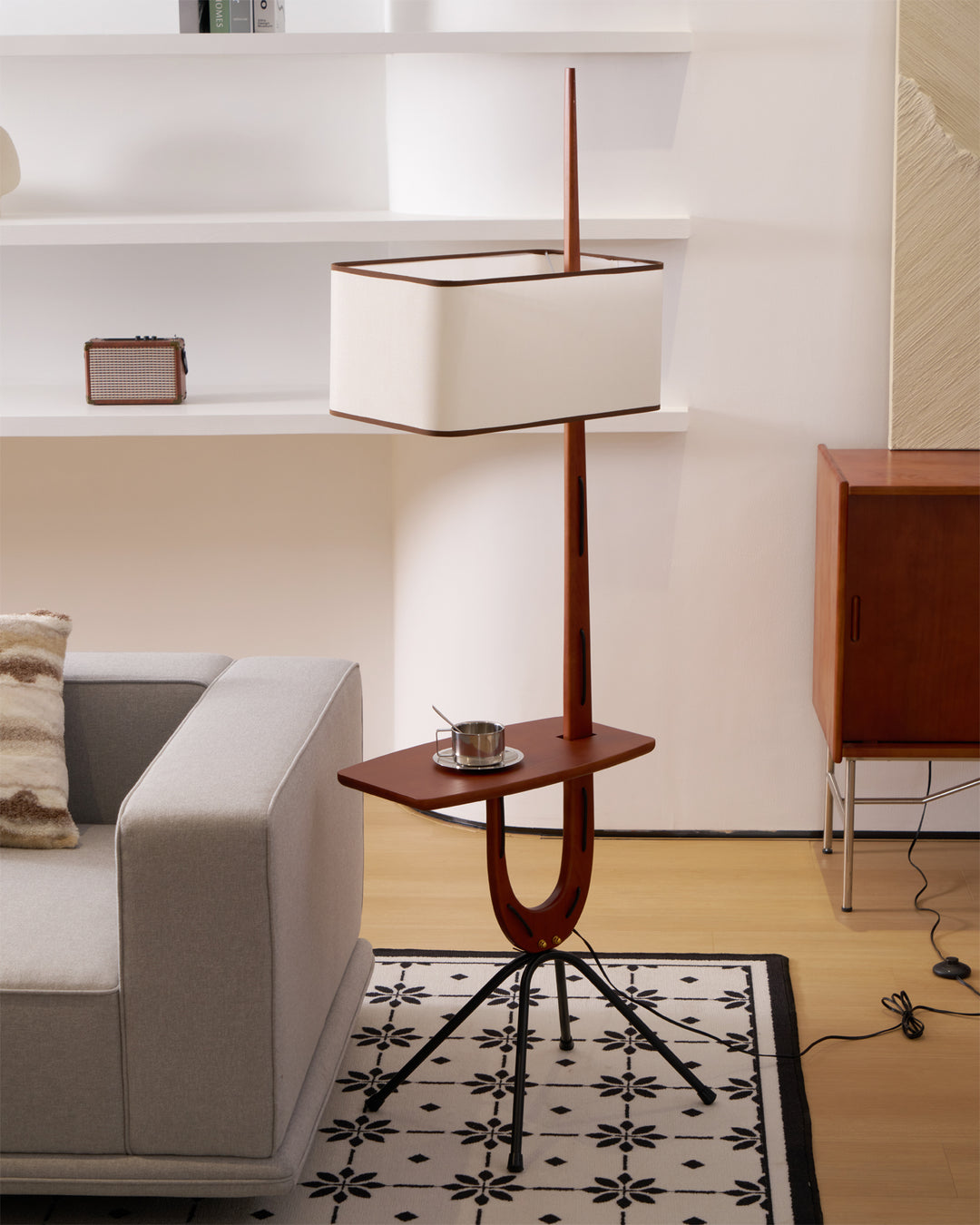 Ardent Arch Floor Lamp - Vakkerlight