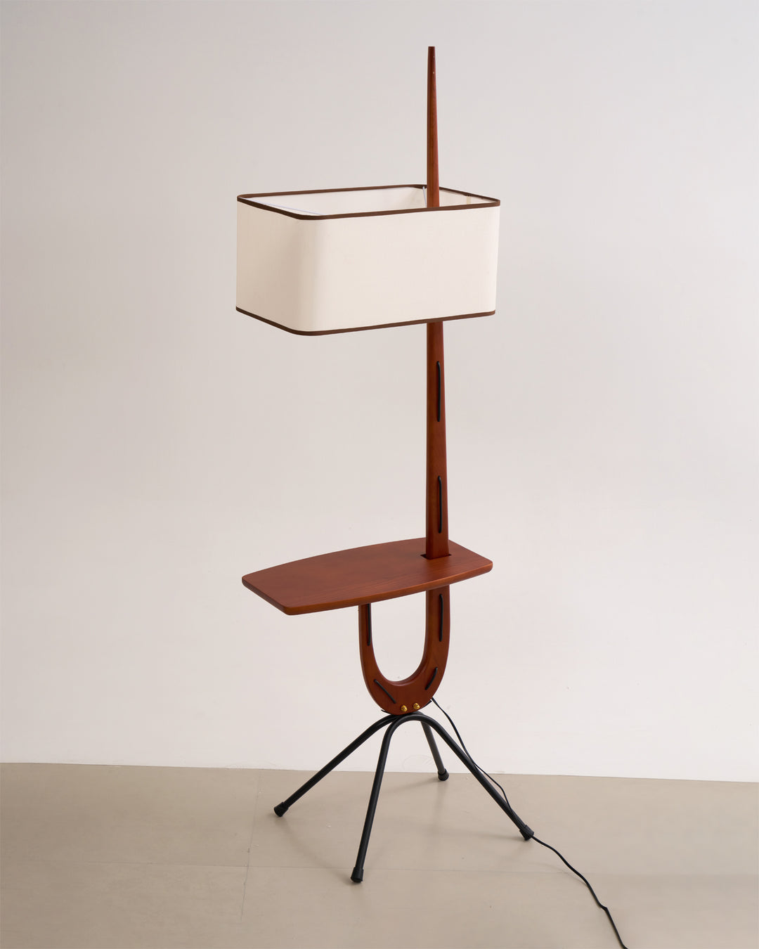 Ardent Arch Floor Lamp - Vakkerlight
