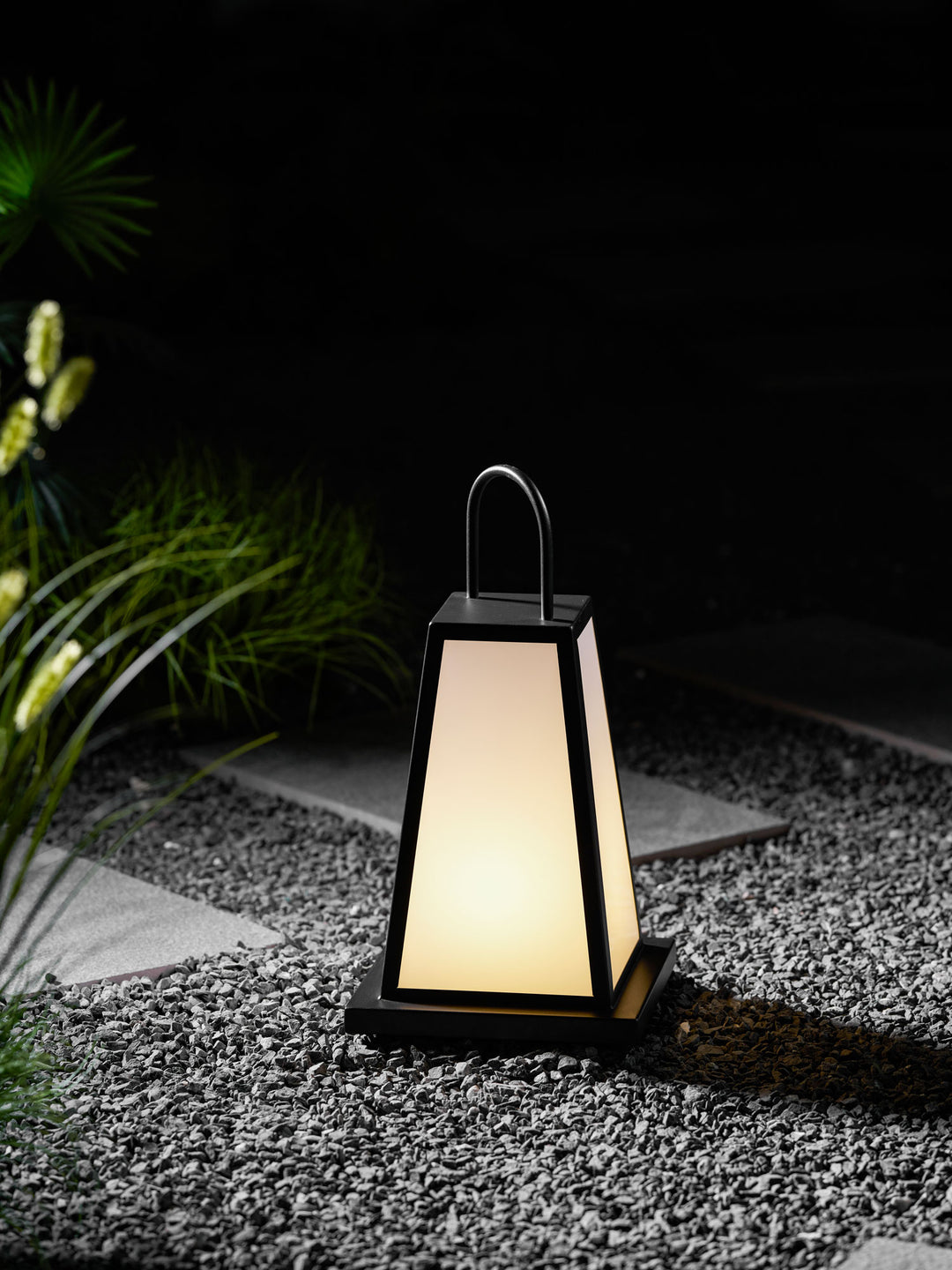 Roam Lantern Garden Outdoor Lamp - Vakkerlight