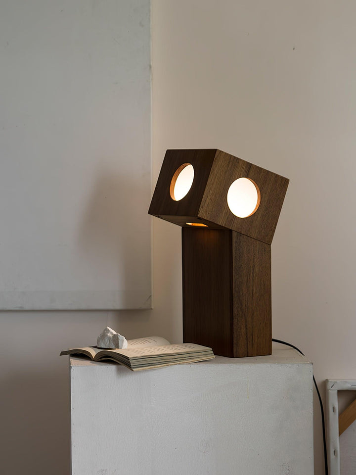 Robort Table Lamp - Vakkerlight