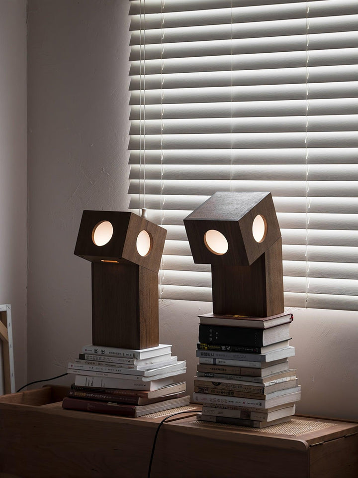 Robort Table Lamp - Vakkerlight