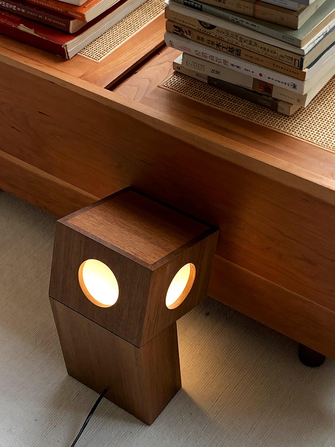 Robort Table Lamp - Vakkerlight