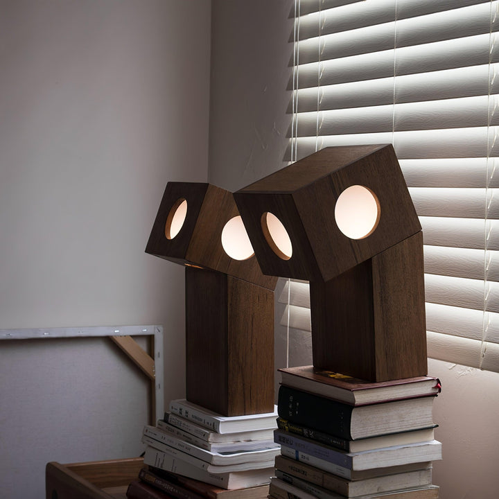 Robort Table Lamp - Vakkerlight