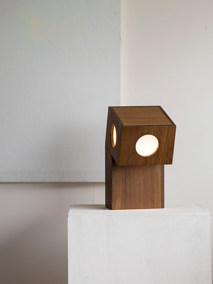 Robort Table Lamp - Vakkerlight