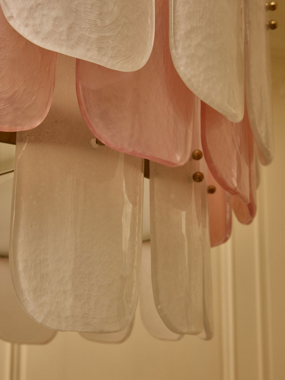 Rosalinne Petal Chandelier - Vakkerlight