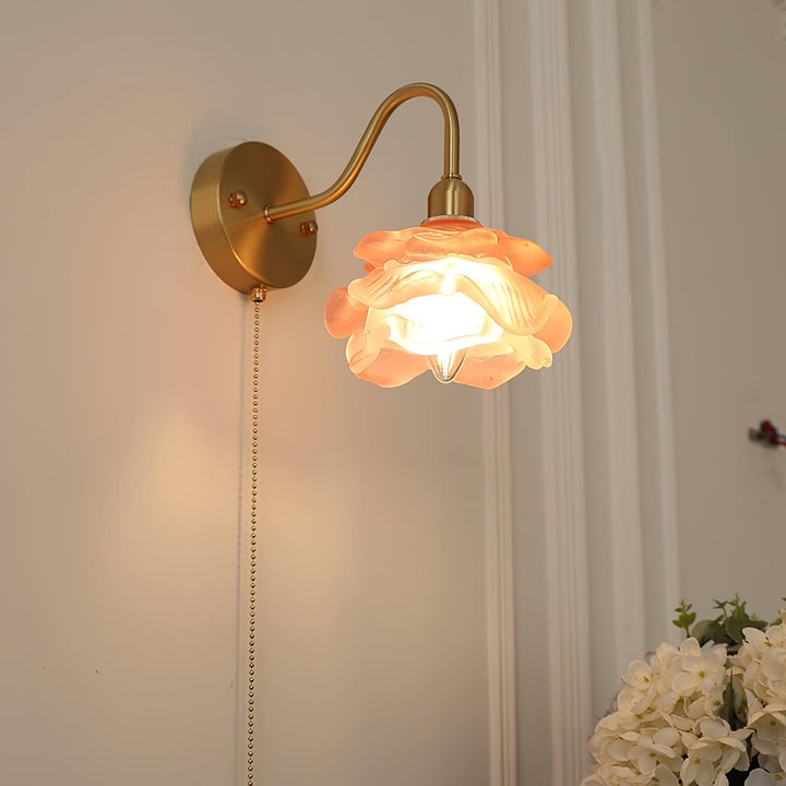 Rose Brass Wall Light - Vakkerlight