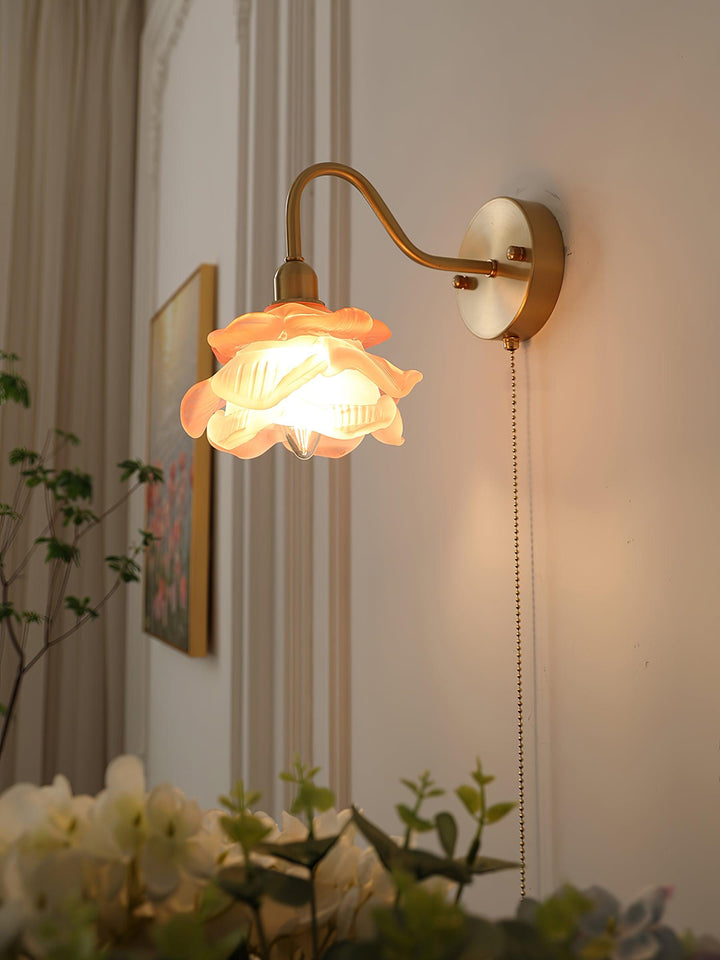 Rose Brass Wall Light - Vakkerlight