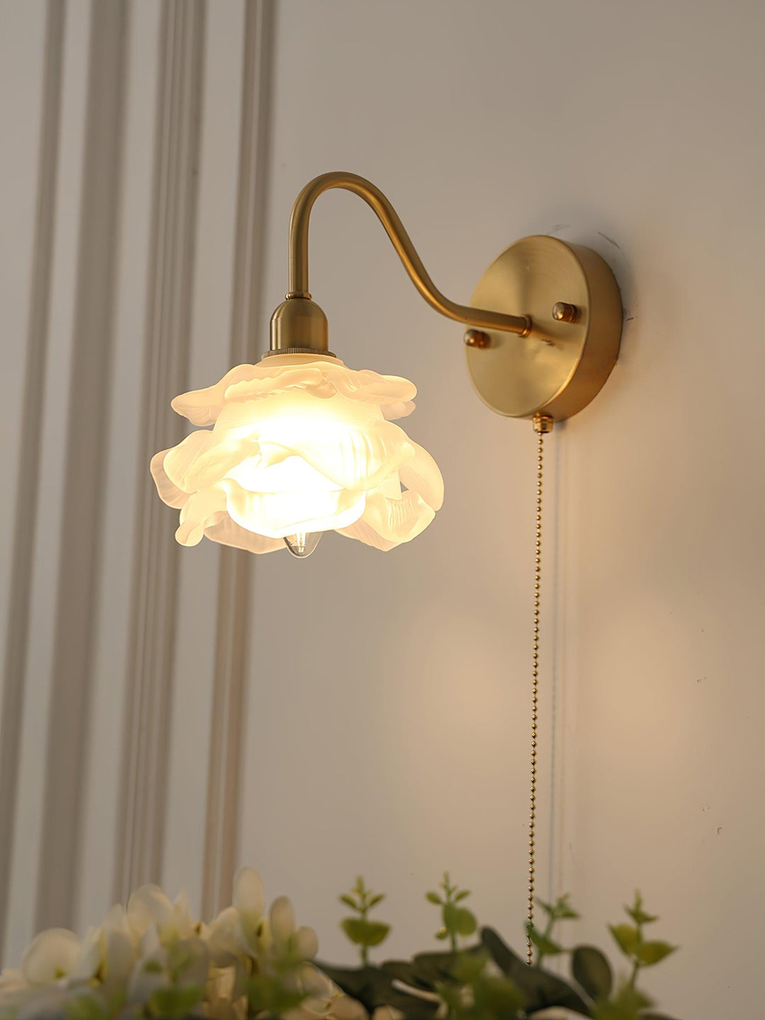 Rose Brass Wall Light - Vakkerlight