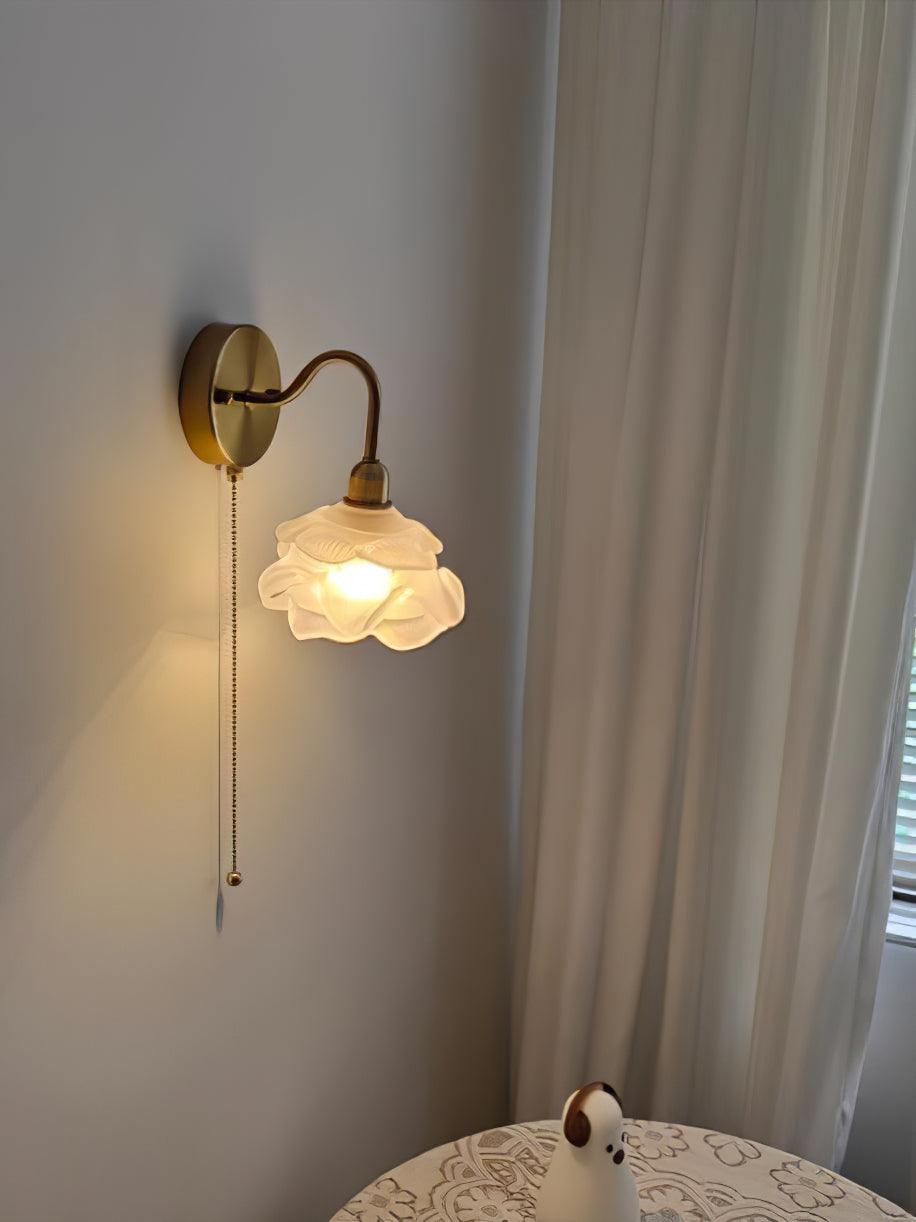 Rose Brass Wall Light - Vakkerlight