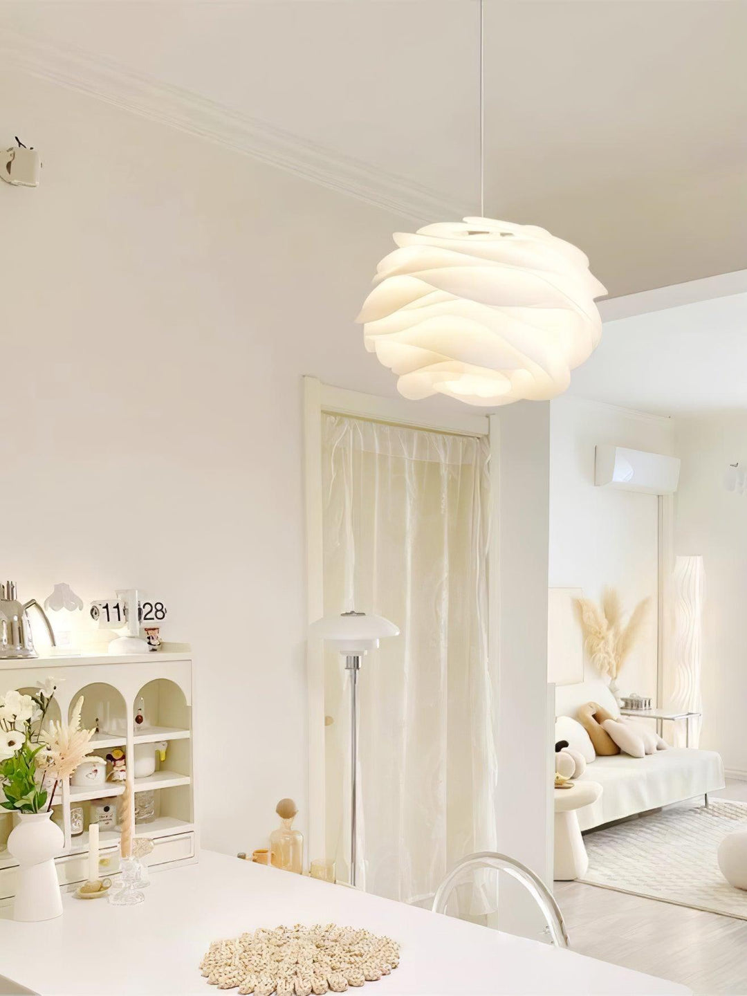 Rose Floral Pendant Light - Vakkerlight