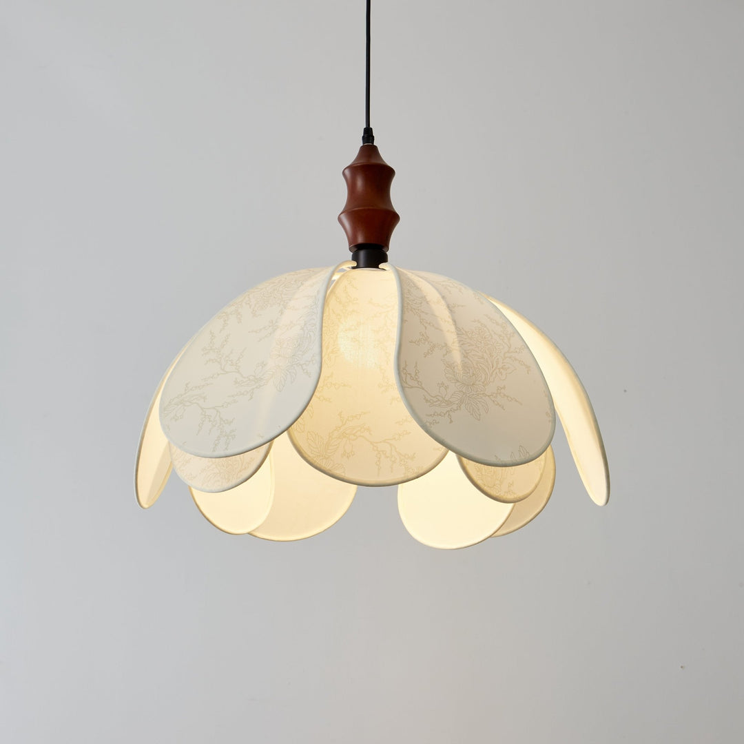 Roswyn Petal Pendant Lamp - Vakkerlight