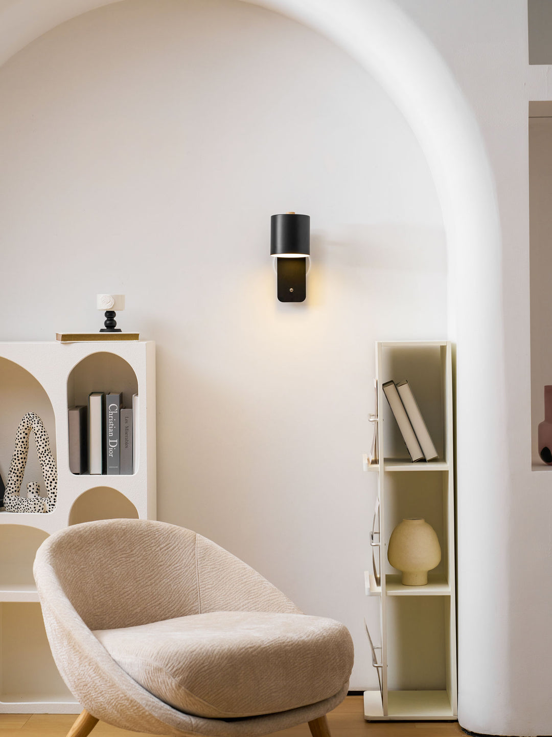 Rotatable Cylinder Rechargeable Wall Lamp - Vakkerlight