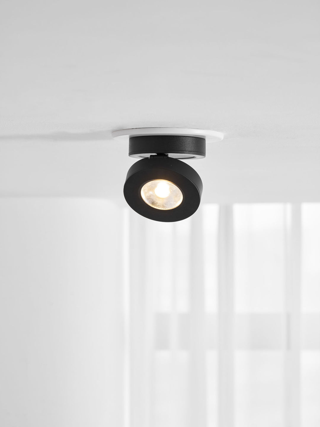 Round Rotating LED Downlight - Vakkerlight