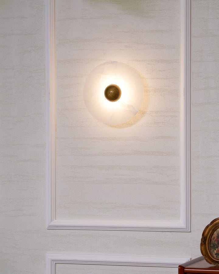 Nayra Alabaster Wall Lamp - Vakkerlight