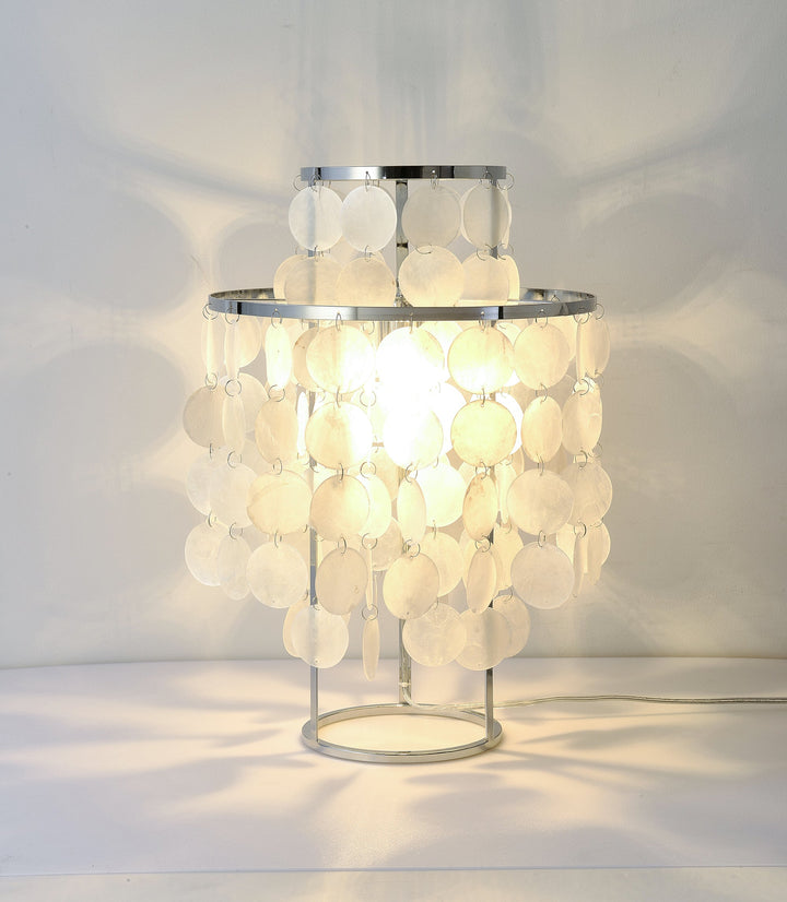 Round Shell Table Lamp