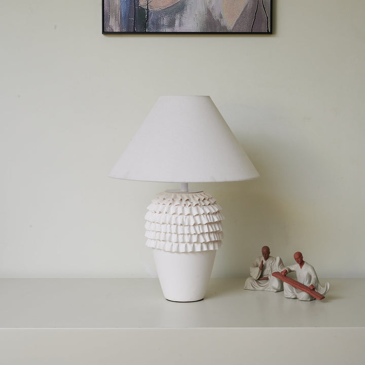 Ruffle Ceramic Table Lamp - Vakkerlight