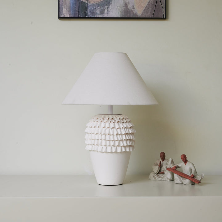 Ruffle Ceramic Table Lamp - Vakkerlight