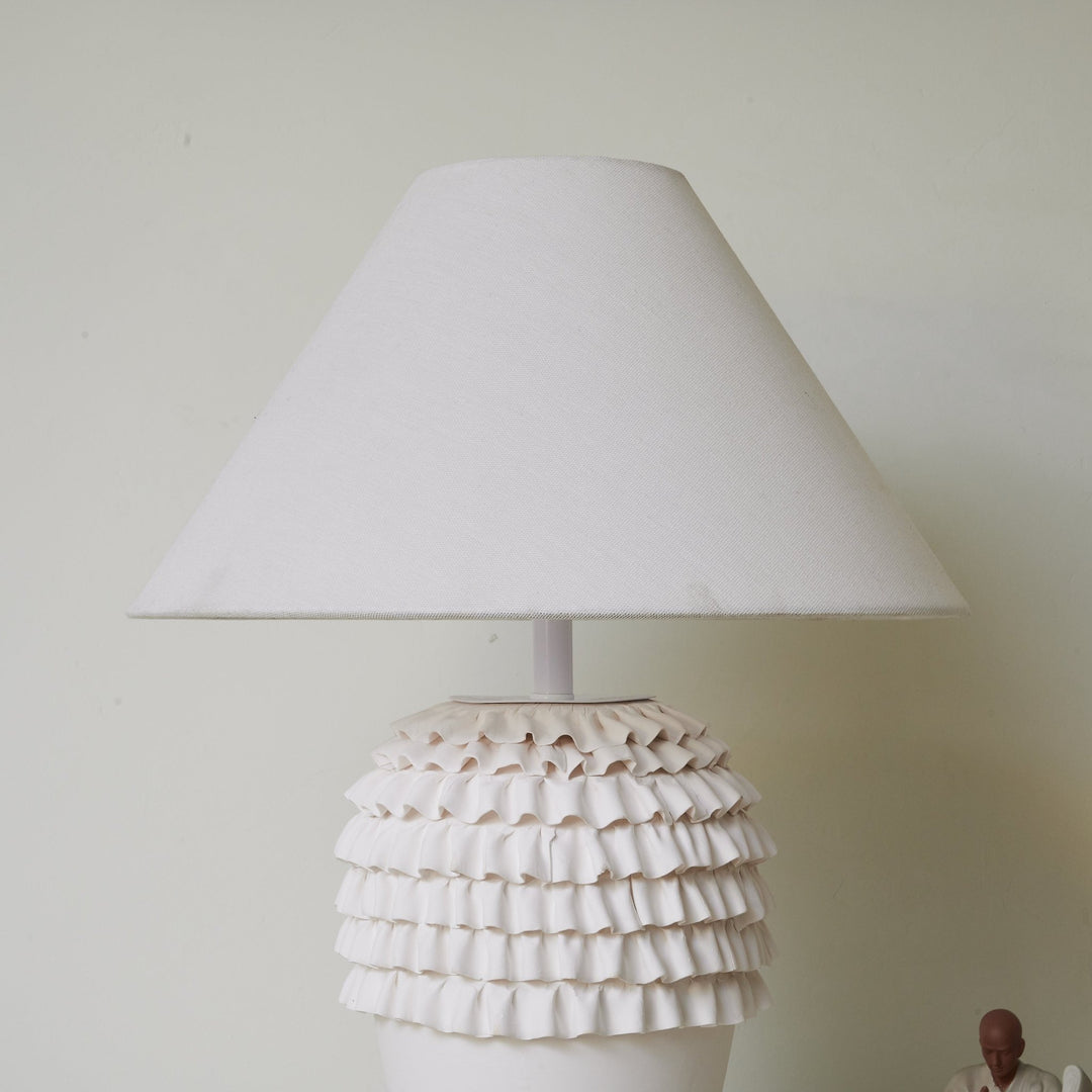 Ruffle Ceramic Table Lamp - Vakkerlight
