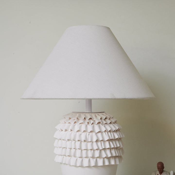 Ruffle Ceramic Table Lamp - Vakkerlight
