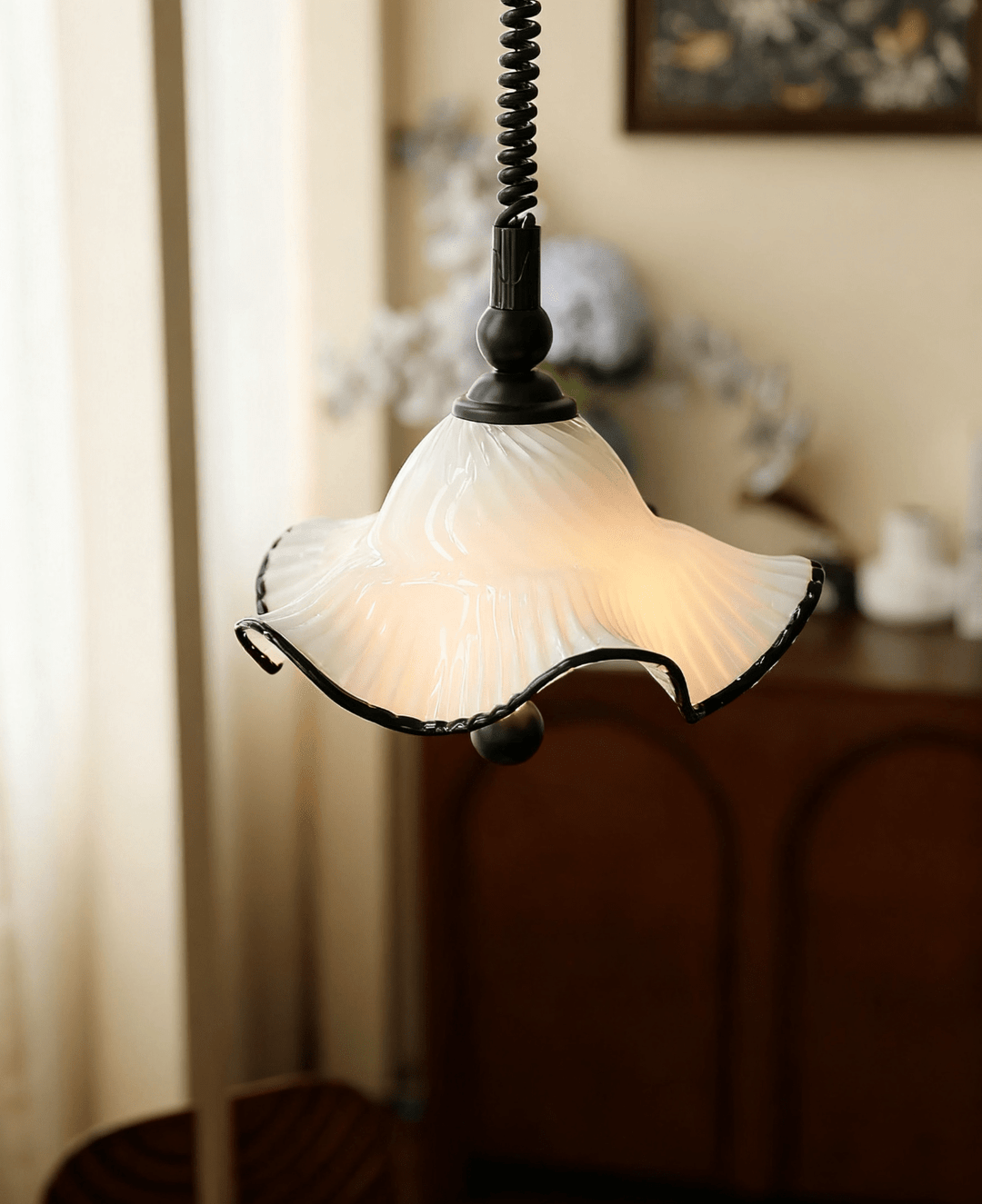 Ruffled Shade Pendant Lamp - Vakkerlight