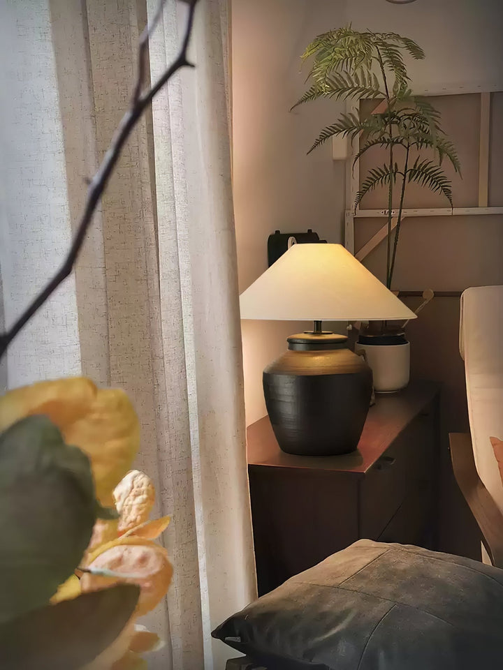 Rustic Black Ceramic Table Lamp - Vakkerlight