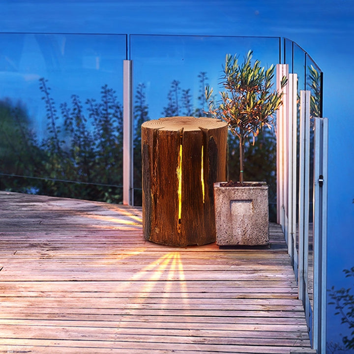 Rustic Log Outdoor LED Light - Vakkerlight