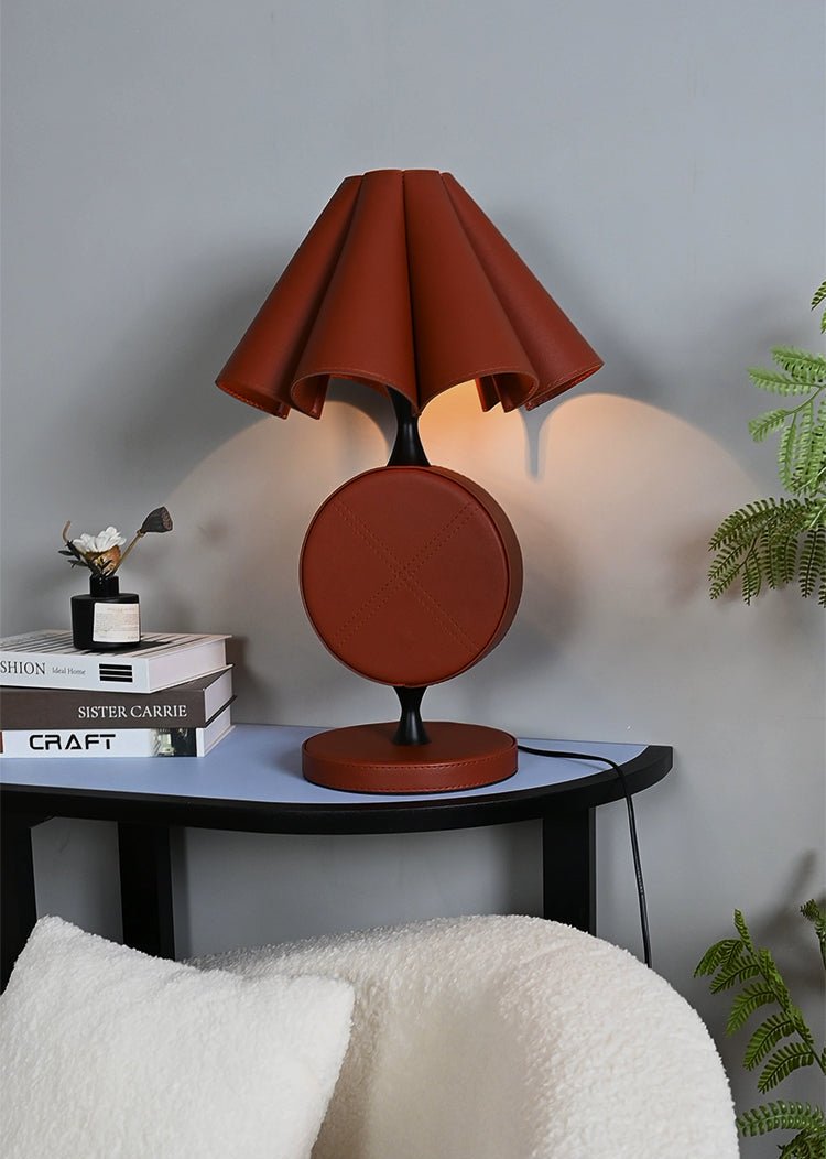 Saddle Stitch Table Lamp - Vakkerlight