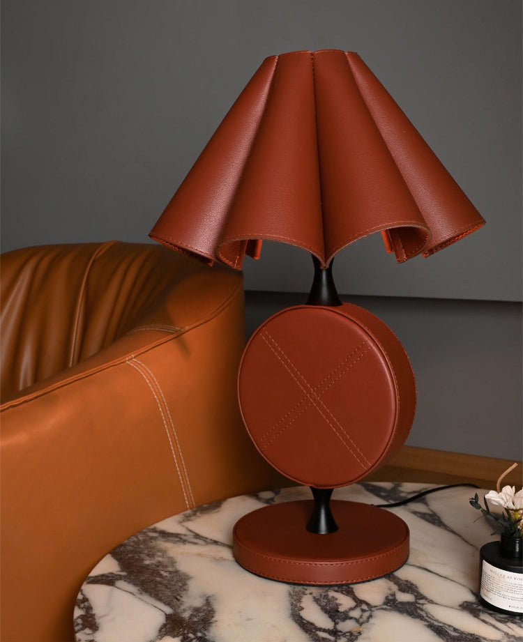 Saddle Stitch Table Lamp - Vakkerlight