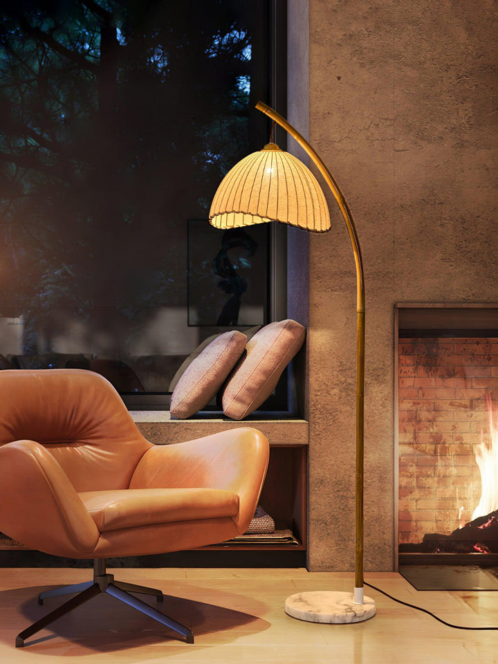 Sanna Floor Lamp - Vakkerlight